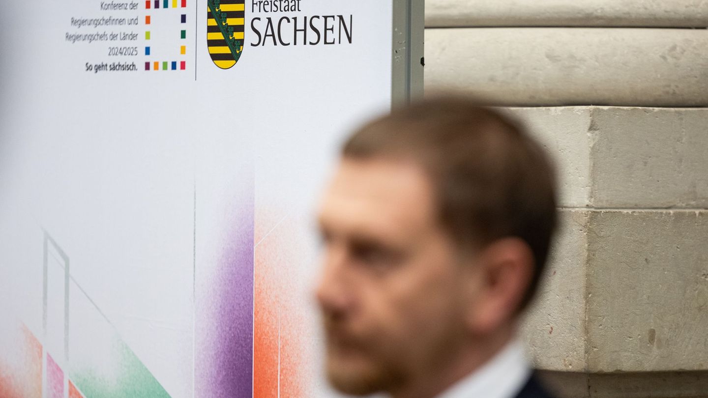 Politische Lage: Ministerpräsidenten beraten in Berlin