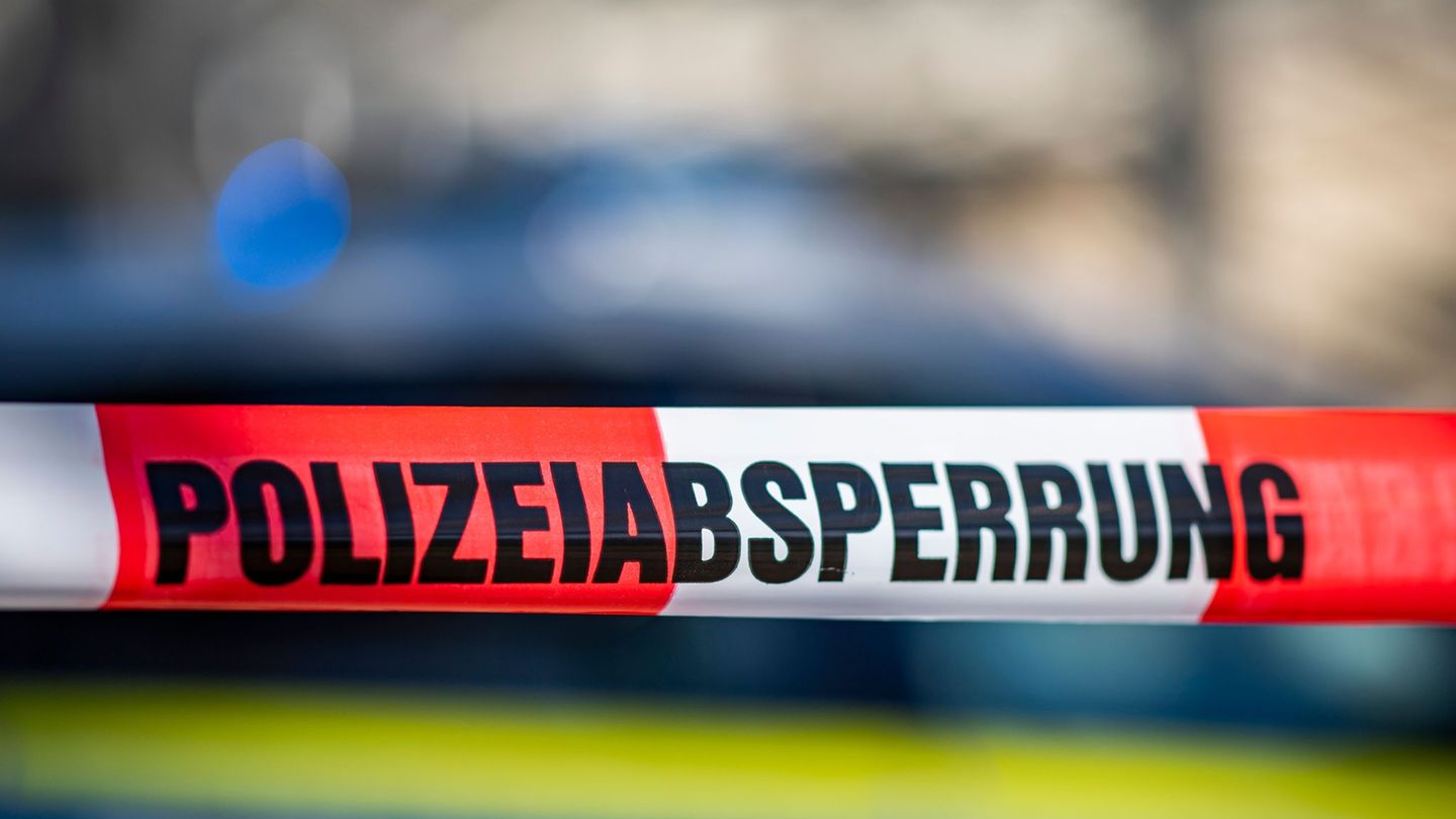 Brände: Leiche in brennendem Transporter entdeckt – Unglücksfall
