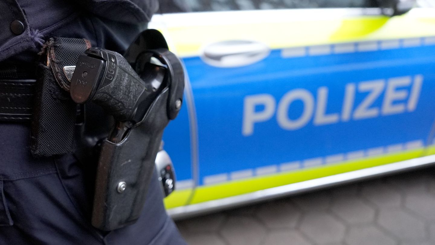 Kriminalität: Zwei Polizisten von Betrunkenem verletzt