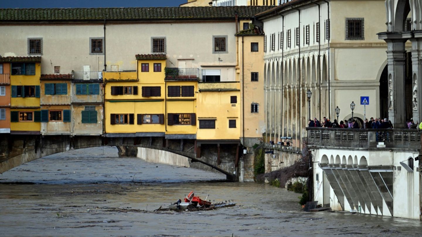 Italien: Starkregen und Evakuierungen in Urlaubsregionen Toskana und Emilia-Romagna