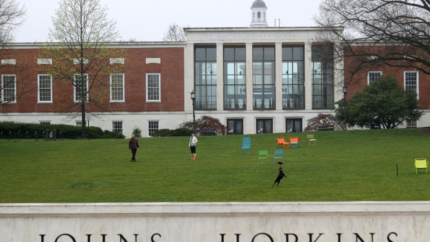 Renommierte US-Universität Johns Hopkins muss mehr als 2000 Mitarbeiter entlassen