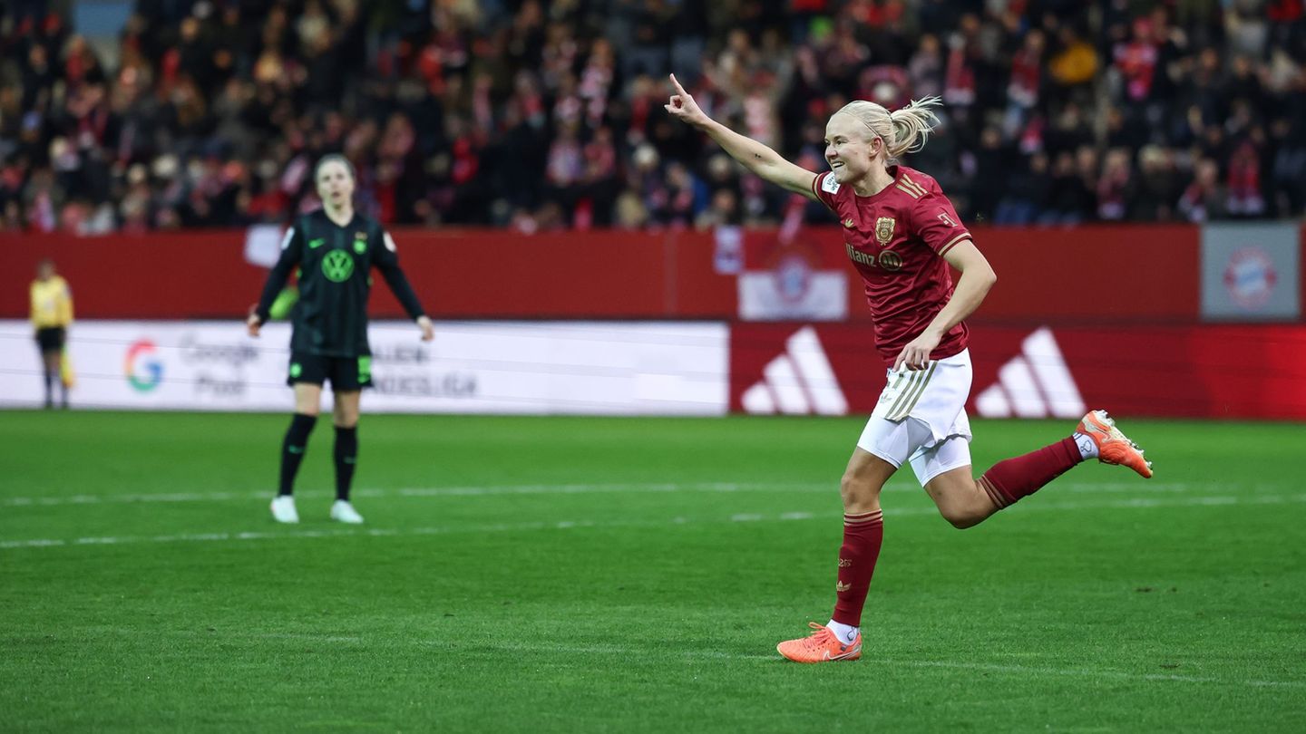 Bundesliga der Fußballerinnen: Erst Protest, dann Harder: FC Bayern distanziert Wolfsburg