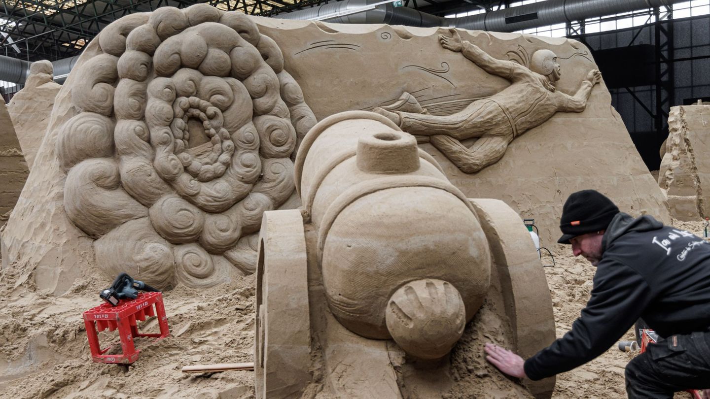 Zirkus aus Sand in Travemünde: Manege frei – Sandskulpturen feiern den Zirkus