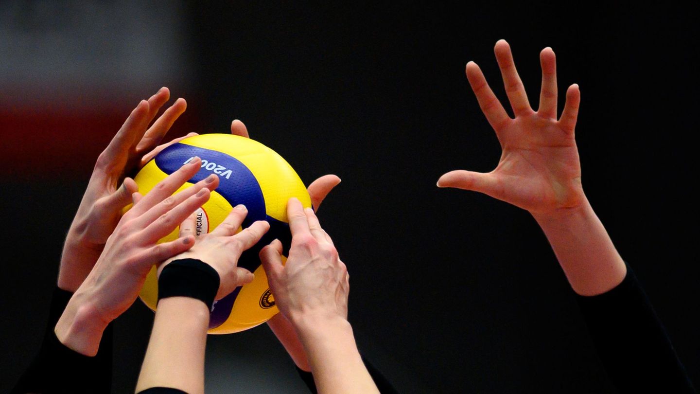 Volleyball Bundesliga: Dresdner Volleyballerinnen setzen Statement in Wiesbaden