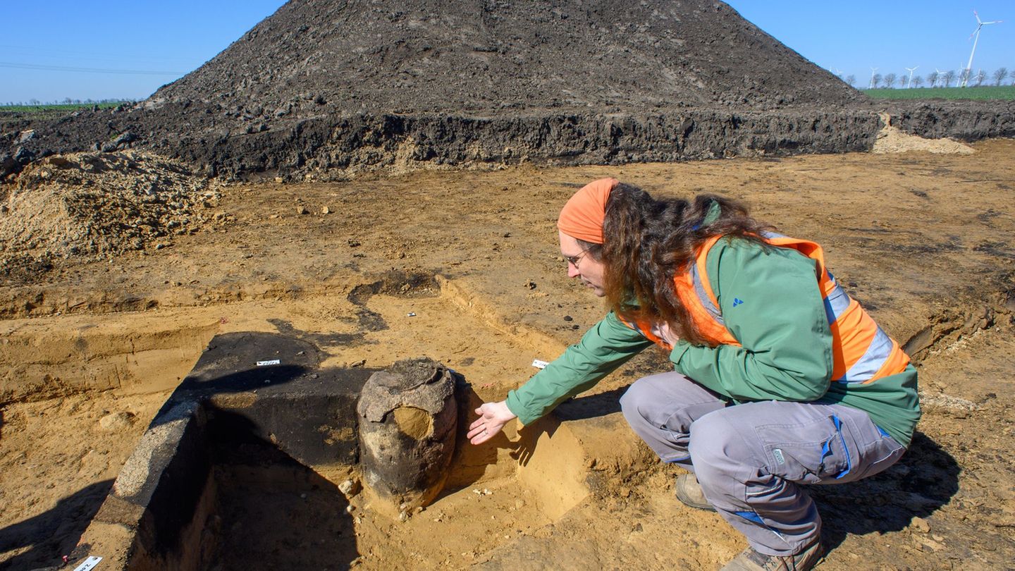 Archäologie: Rund 3.500 Jahre alter Grabhügel bei Förderstedt entdeckt