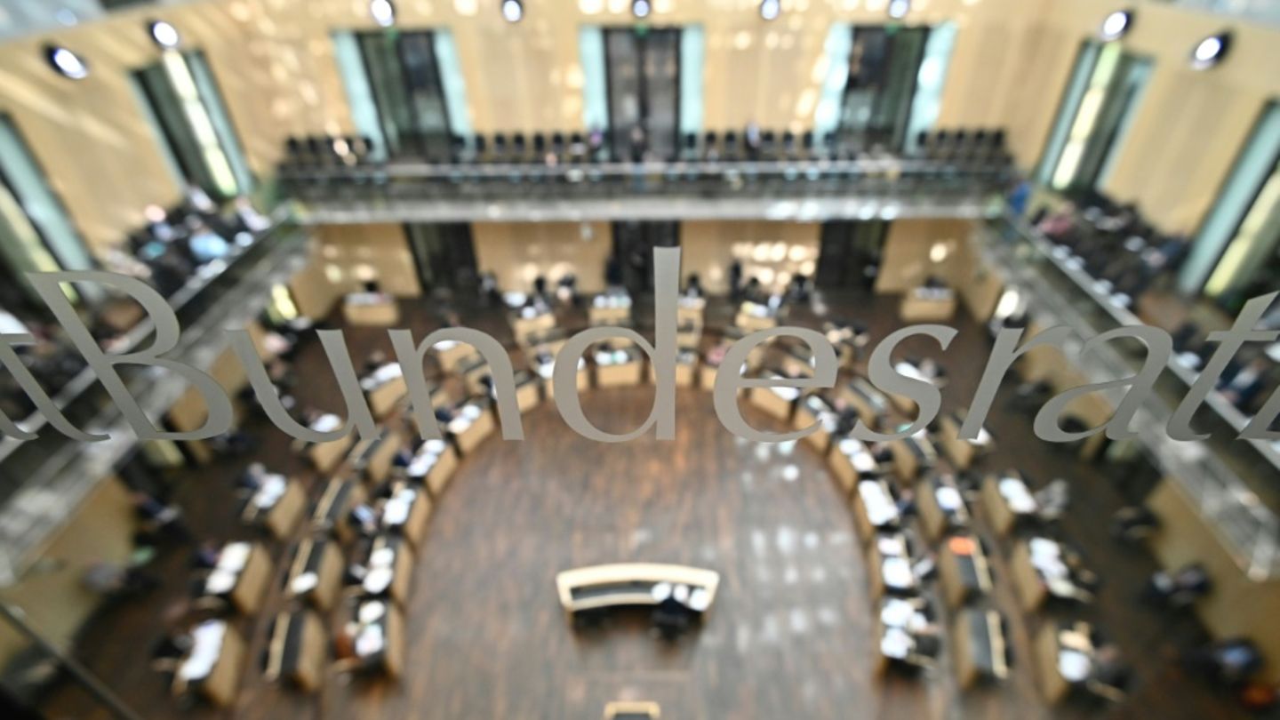 FDP-Fraktion scheitert auch in Mecklenburg-Vorpommern mit Bundesratsklage