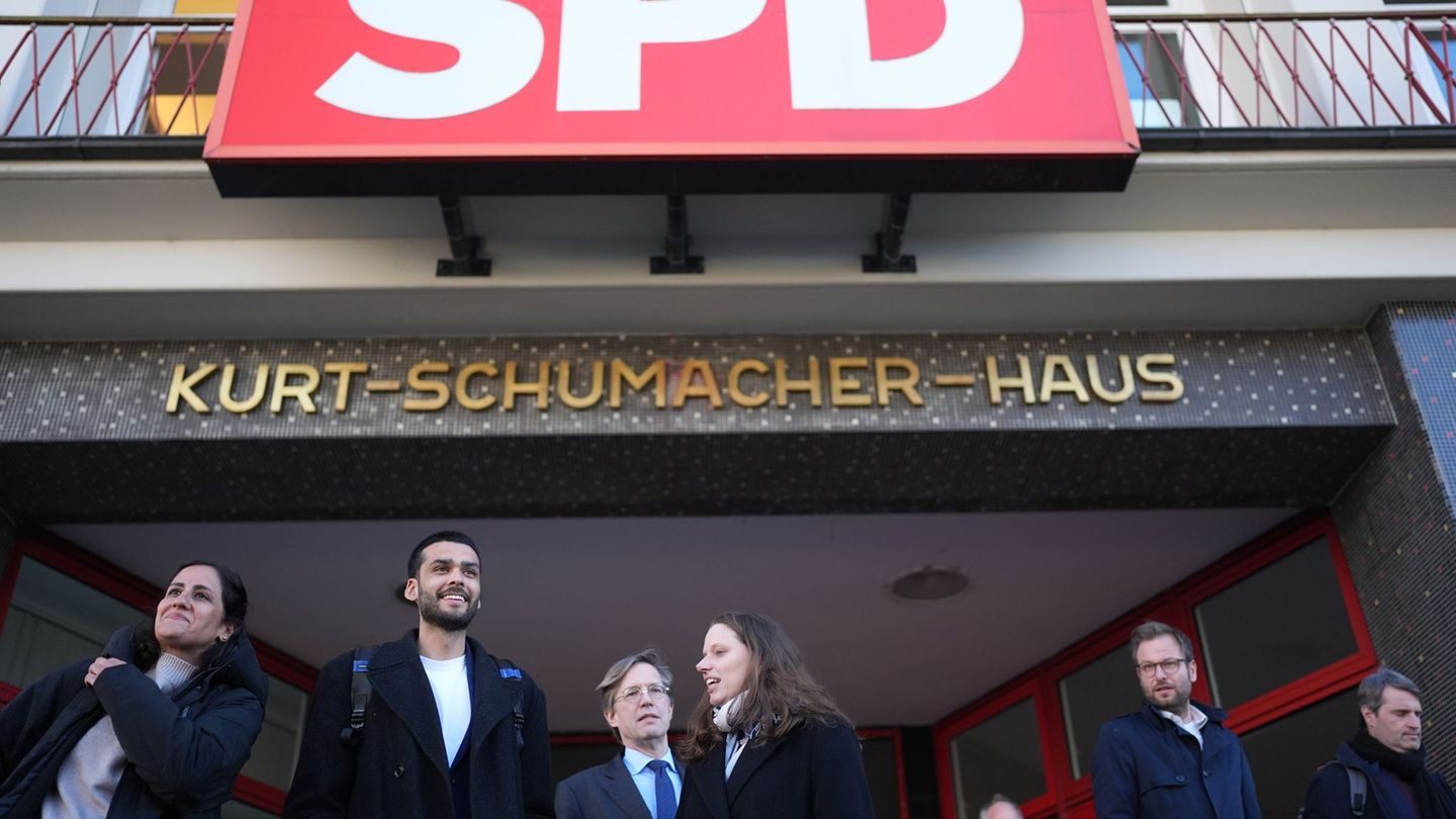 Regierungsbildung Hamburg: SPD will in Hamburg weiter mit Grünen regieren