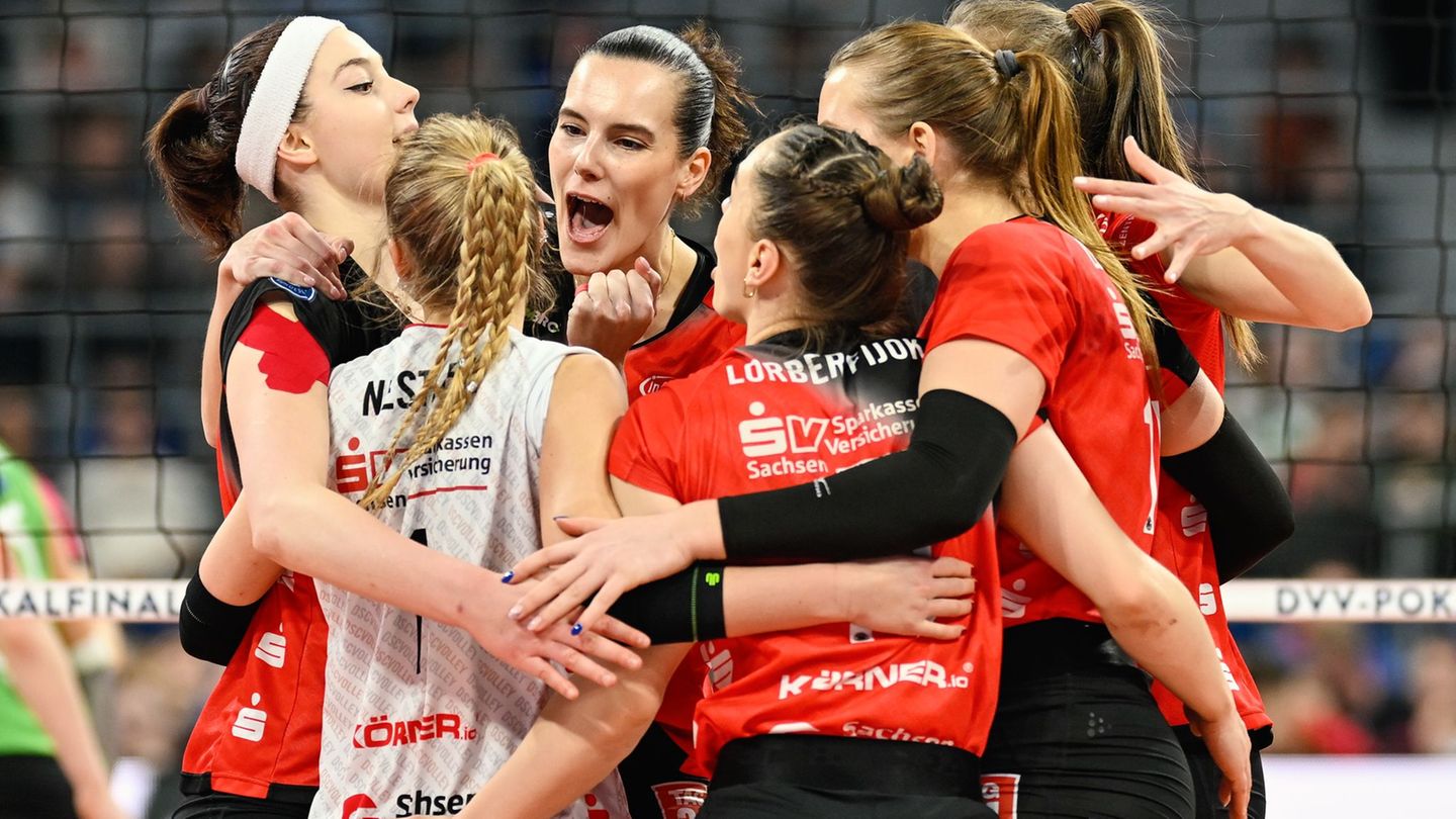 Volleyball-Bundesliga: Dresdner Volleyballerinnen starten mit Sieg in Play-offs