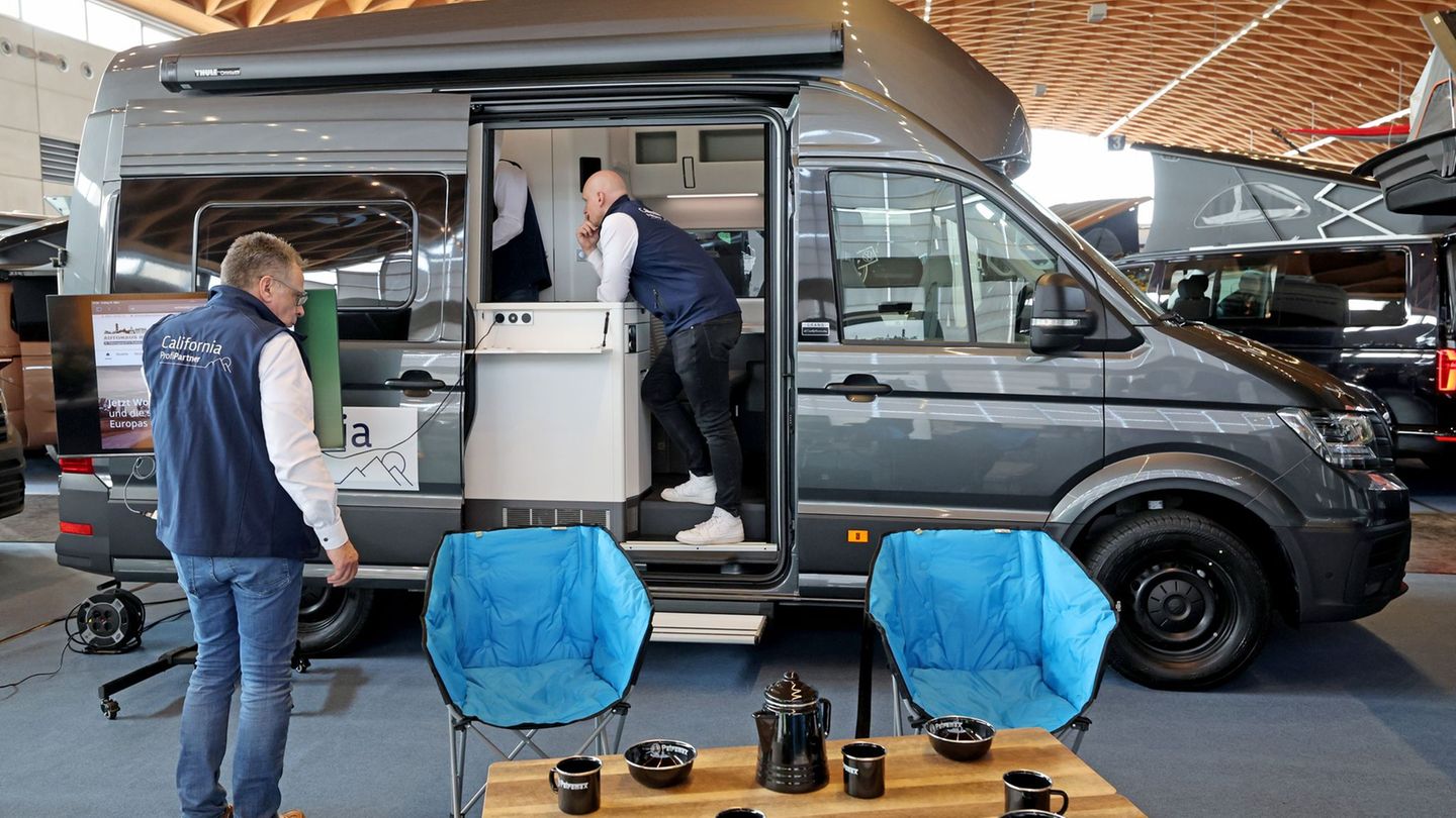 Freizeit im Freien: Rund 10.500 Besucher bei Messe für Skipper, Angler, Camper