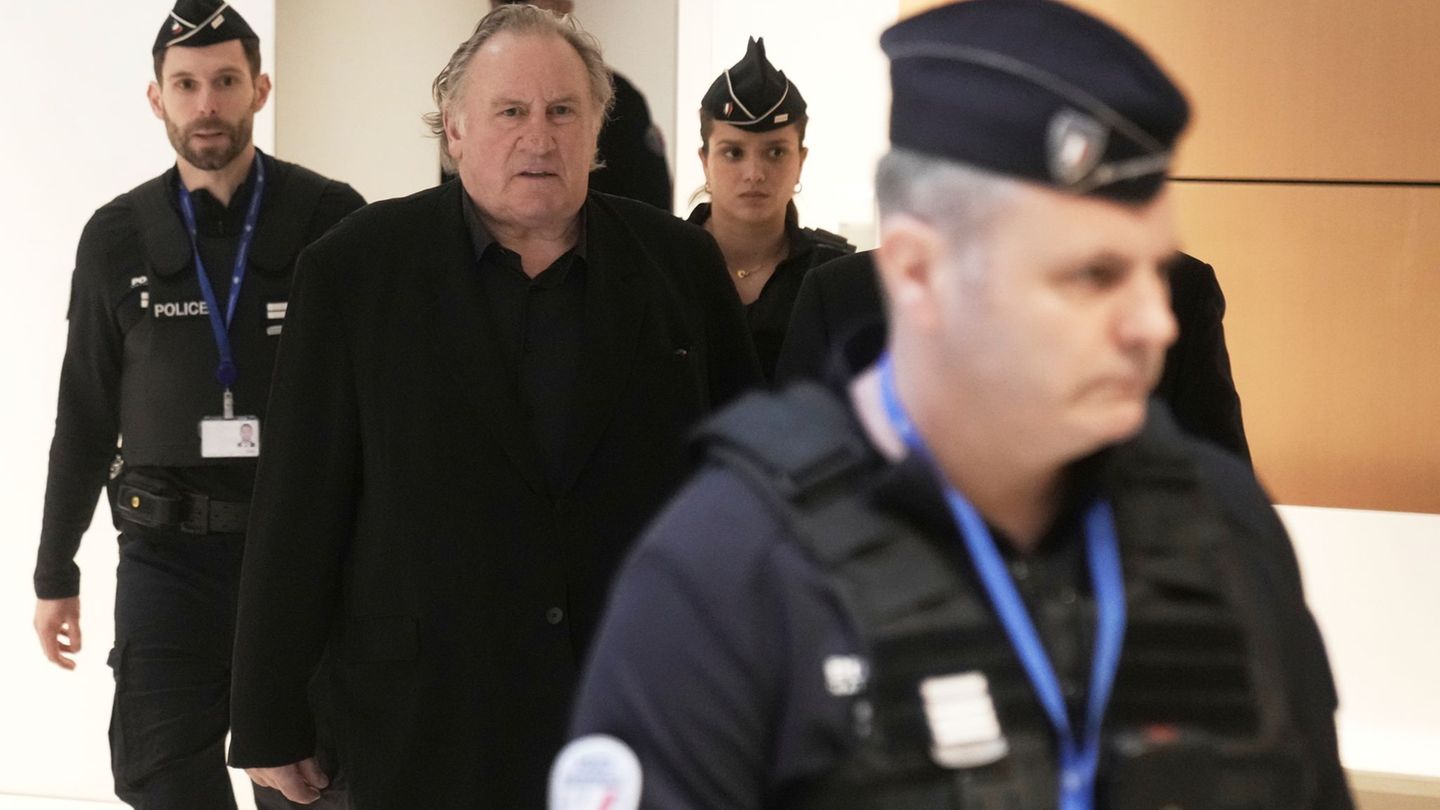 Frankreich: Frauen unangemessen berührt? Depardieu weiter vor Gericht