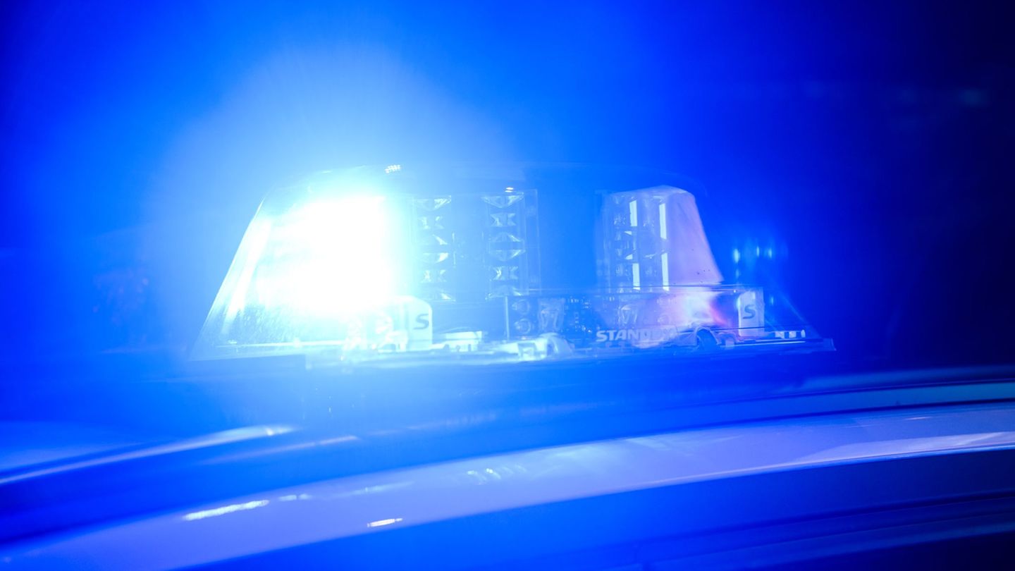 Stuttgart: Polizei erwischt Mann und Frau bei illegalem Autorennen
