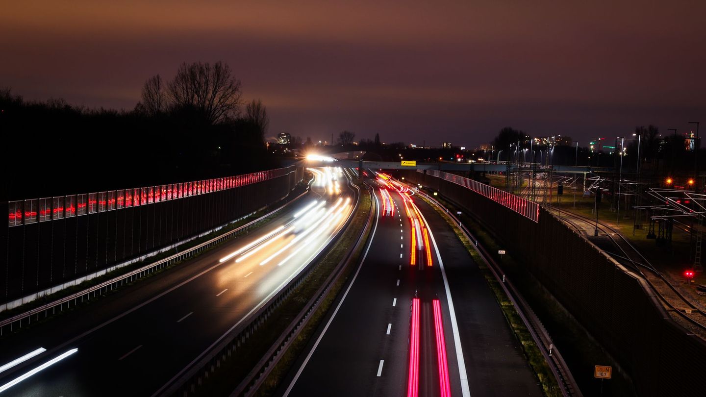 Arbeit: Fast 14 Millionen erhalten die umstrittene Pendlerpauschale