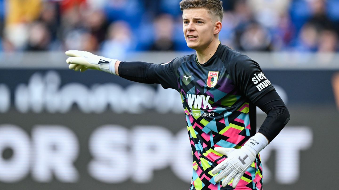 Keeper hat Qual der Wahl: Augsburg-Torwart Dahmen: Bei Anruf England?