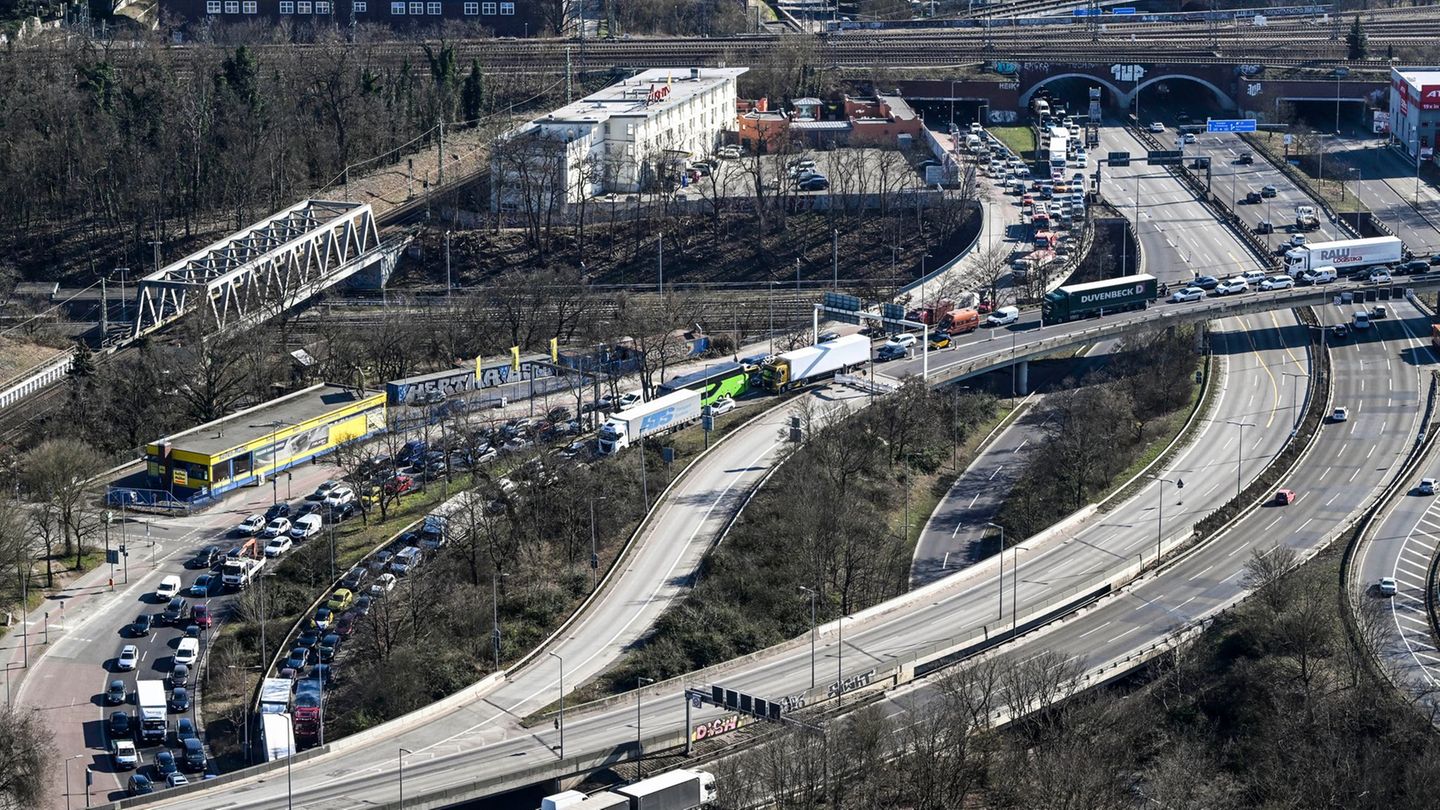 Stau und Verzögerungen: Verkehrschaos in Berlin – Was Pendler wissen müssen