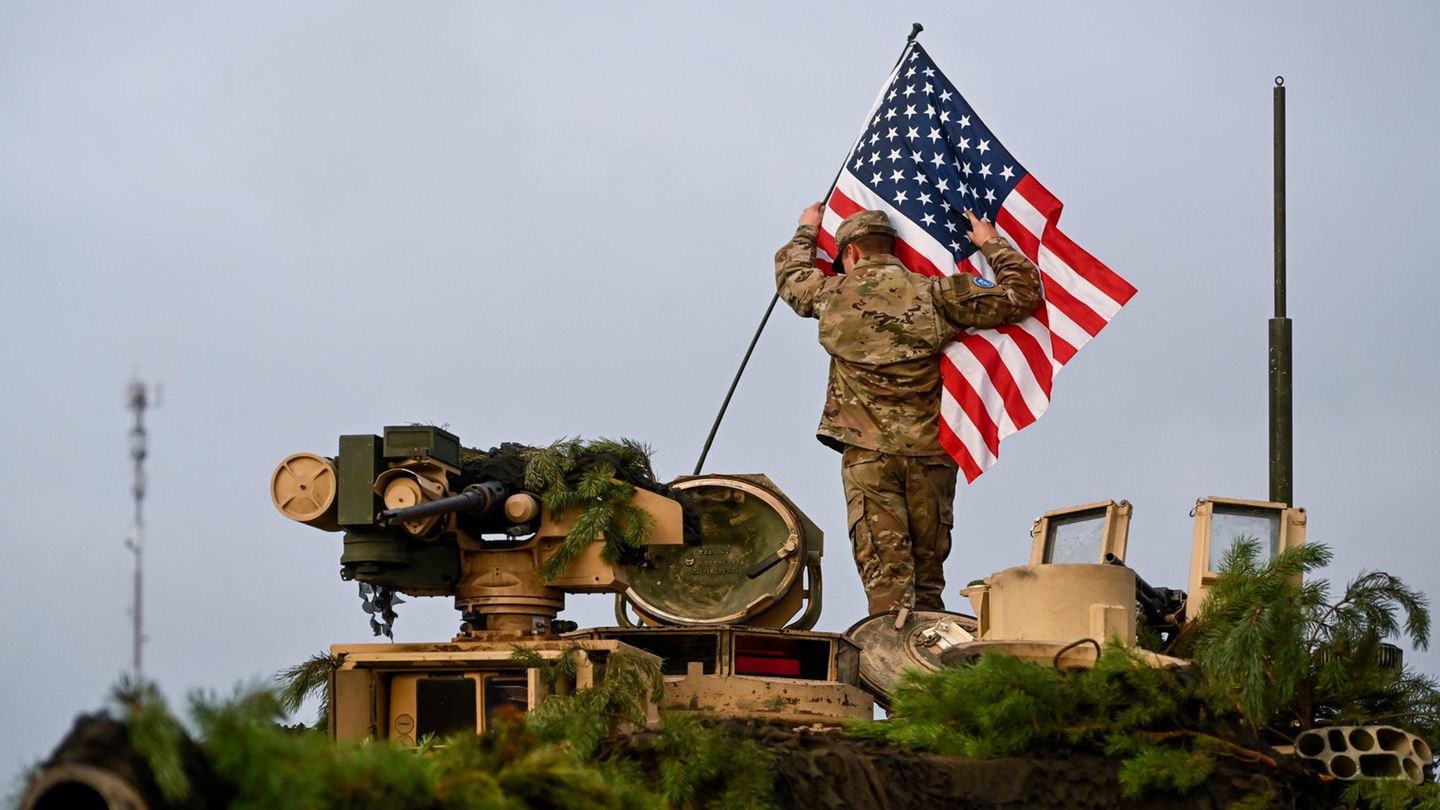 Militärübung in Litauen: Panzer metertief im Schlamm – sind die vermissten US-Soldaten tot?