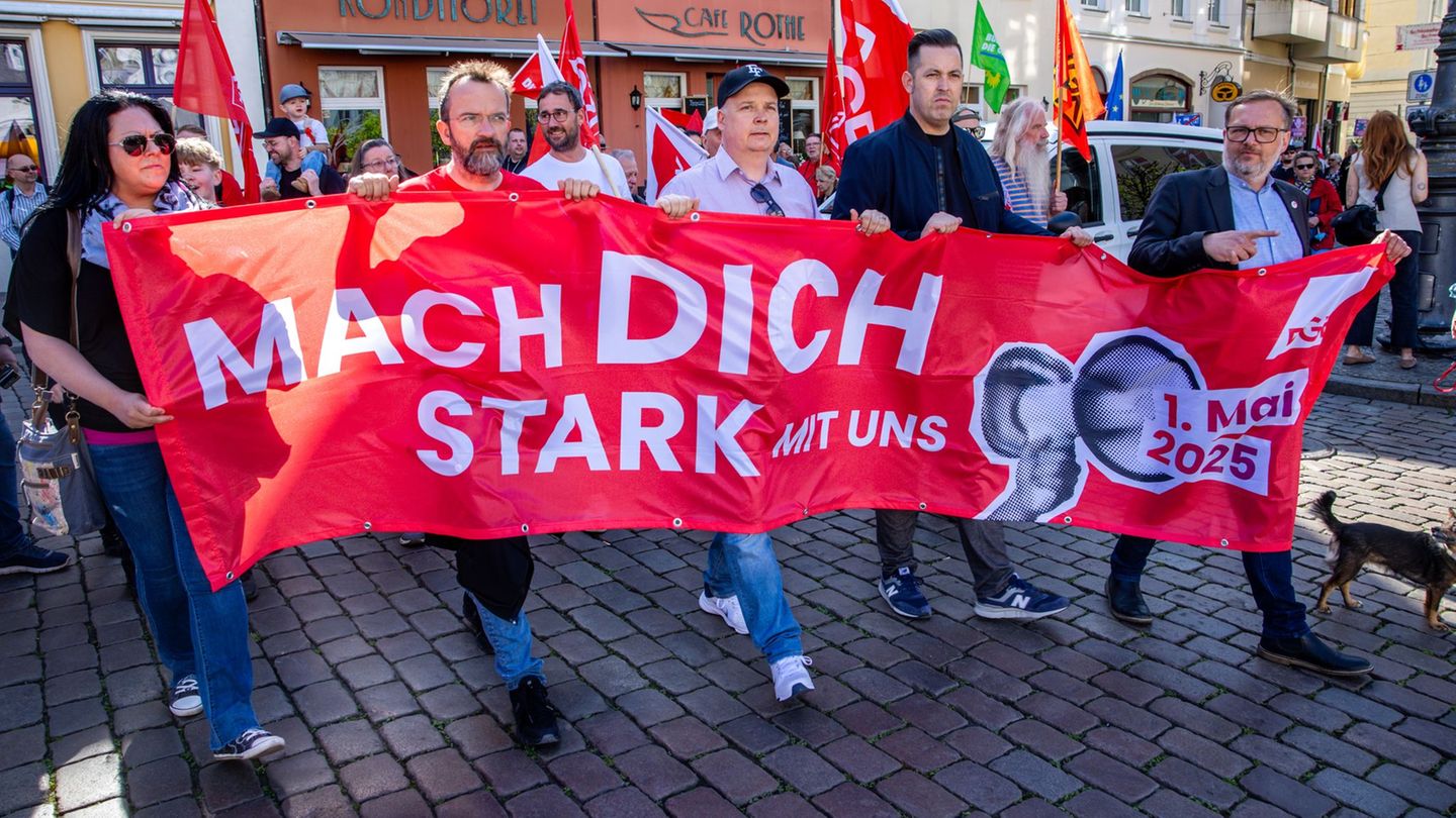 Tag der Arbeit: Hunderte demonstrieren in MV für eine gerechte Arbeitswelt