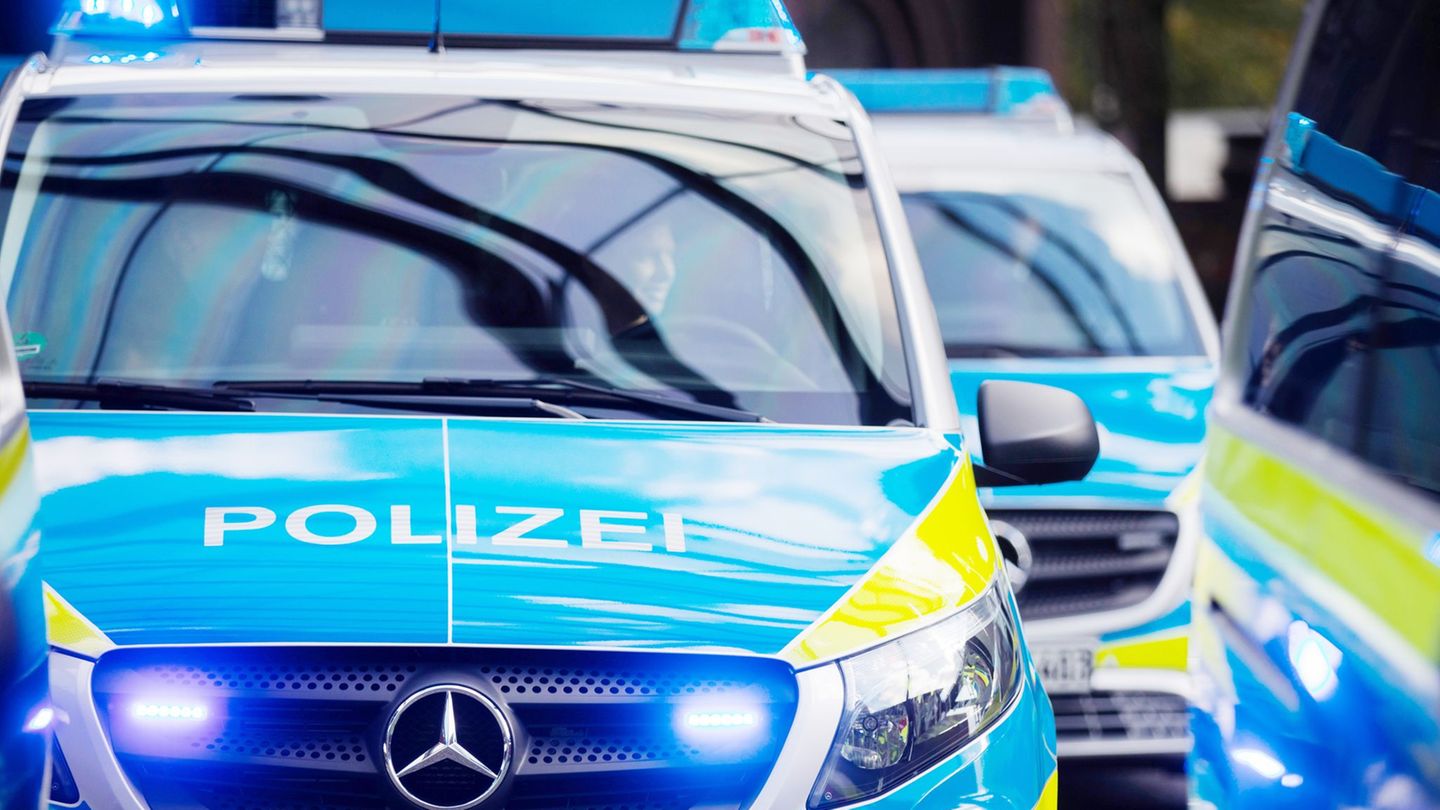 Häuslicher Streit: Mann attackiert Mitbewohner mit Messer – Lebensgefahr