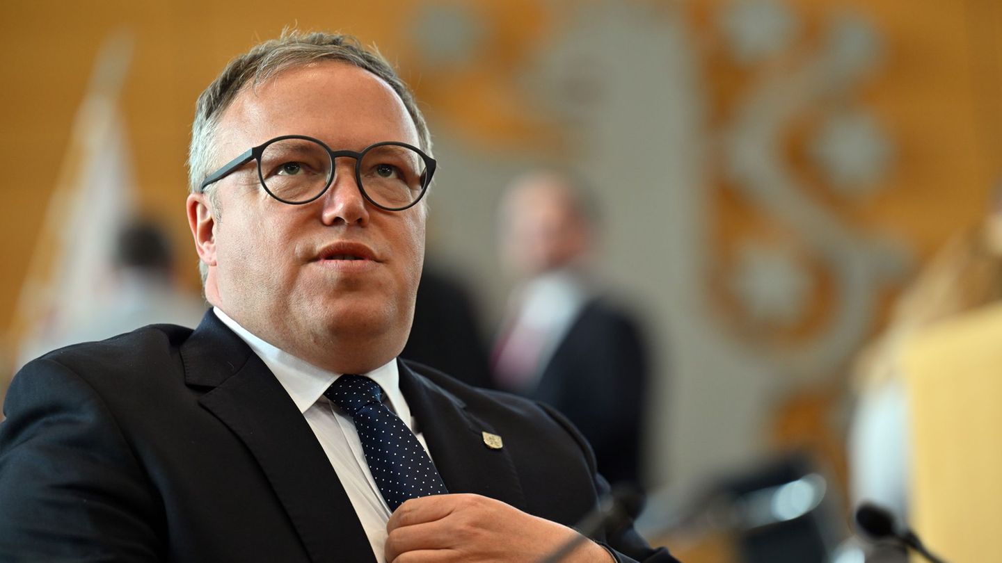 Landtag: Voigt hält Regierungserklärung zum Thüringen-Monitor