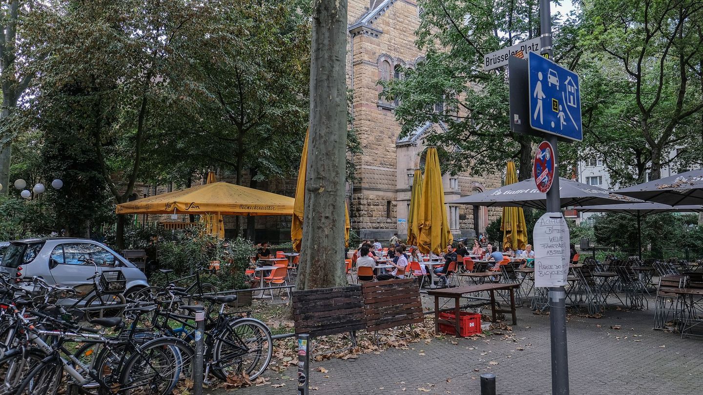 Statt Verweilverbot: Stadt Köln verhängt nächtliches Alkoholverbot für Partytreff