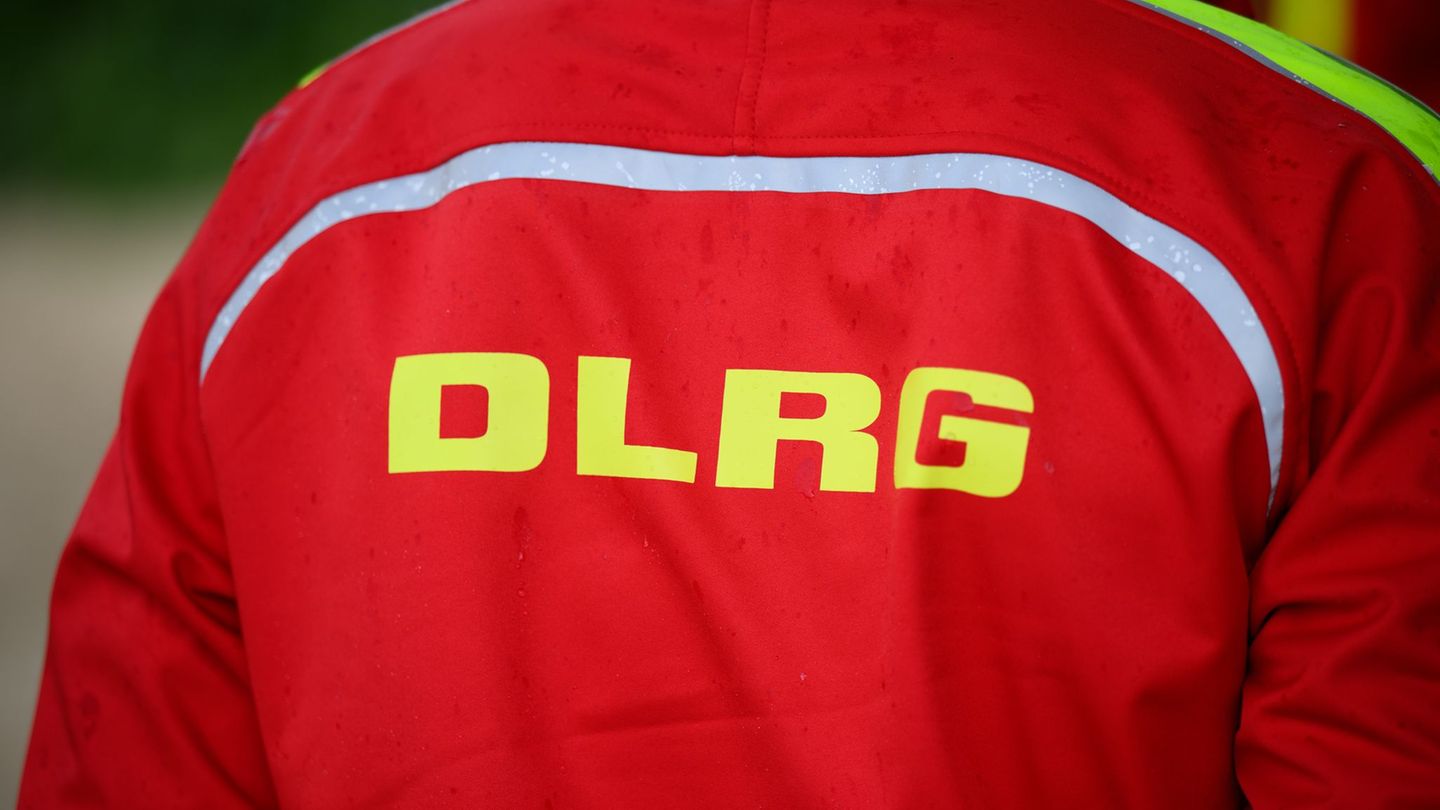Rettungsschwimmer: DLRG: 13 Menschen vor Ertrinken bewahrt