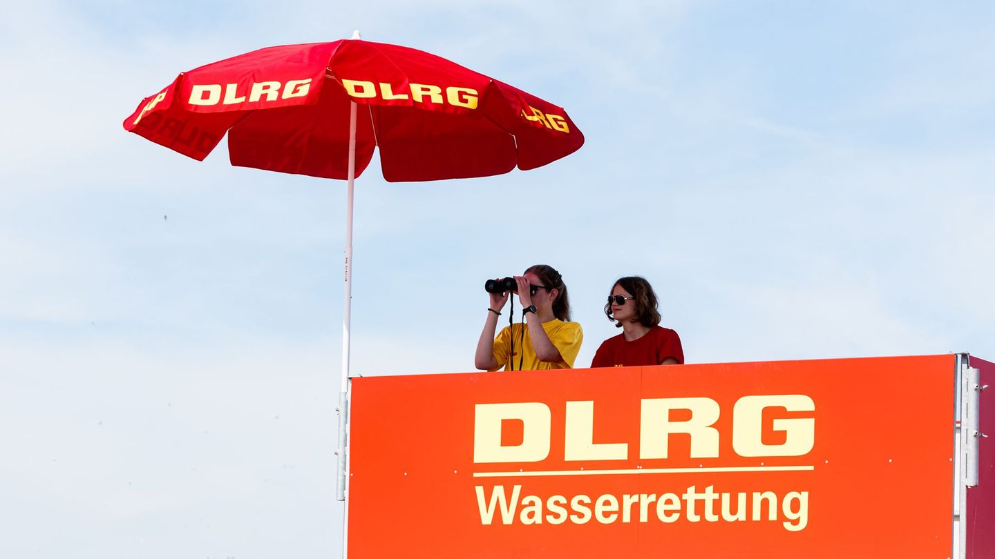 Einsatz am und im Wasser: DLRG rettet im Norden 211 Menschenleben