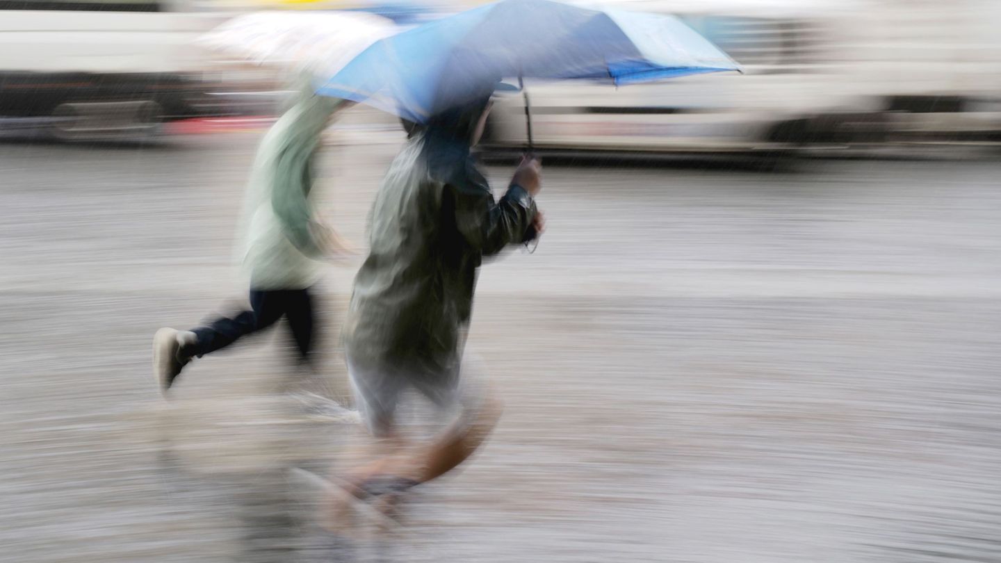 Wetterausblick: Regen, Regen, Regen – Kein Sonnenschein zum Ferienbeginn