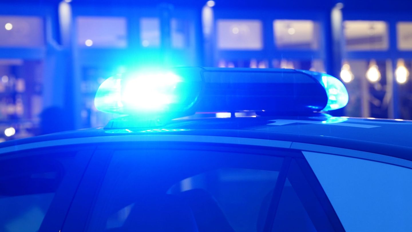 Gebrauch der Dienstwaffe: Schuss auf Reifen bei Verkehrskontrolle
