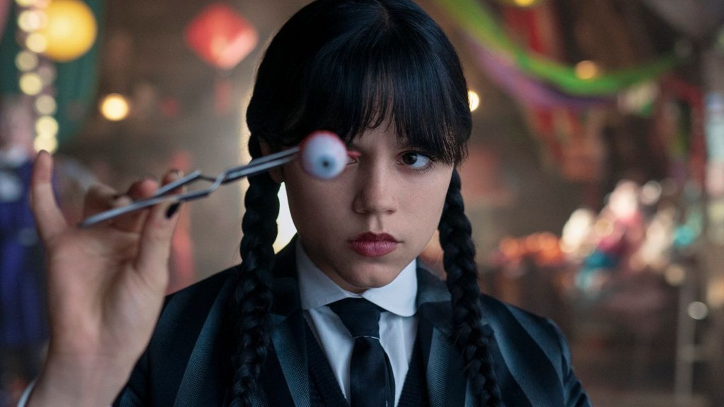 „Wednesday“ und mehr: Serien-Highlights im August