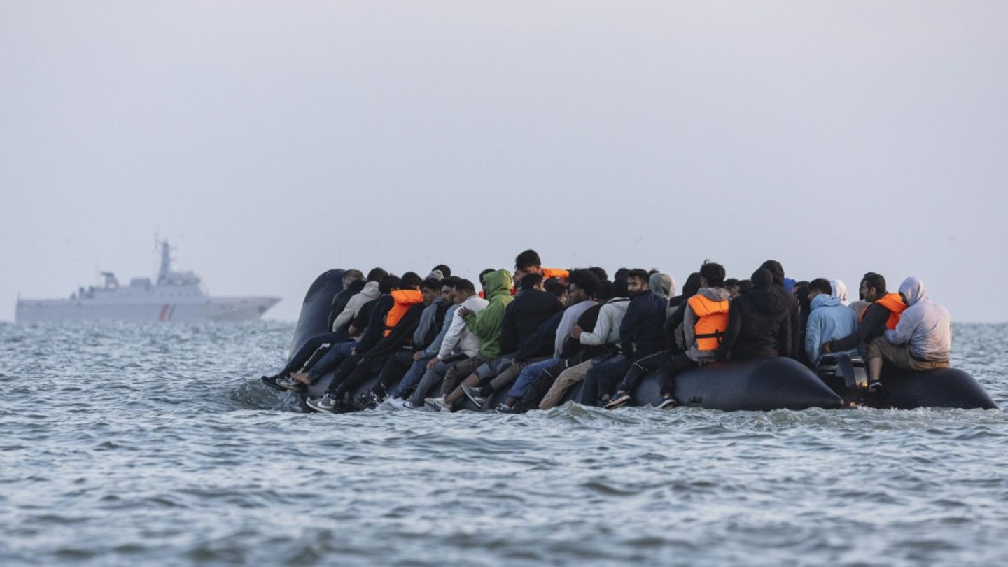 Abkommen zur Bekämpfung irregulärer Migration zwischen London und Paris tritt in Kraft
