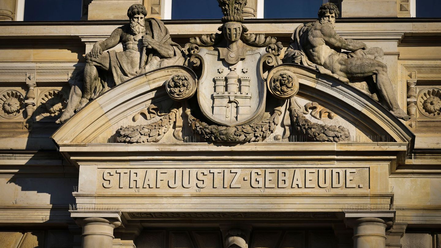 Prozess: Haft für Kosmetikerin nach unerlaubten Lippenbehandlungen