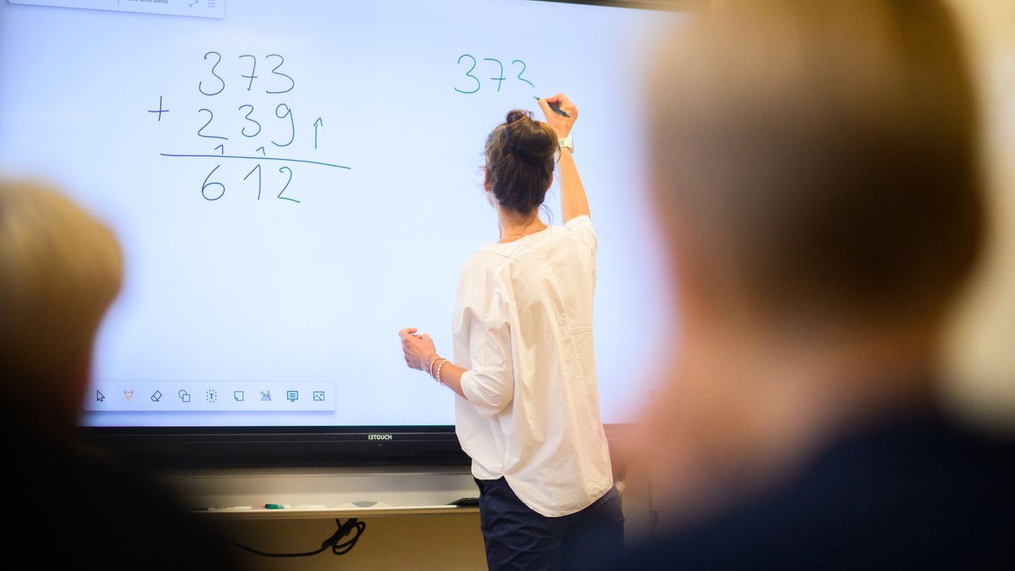 Mehr Stunden für Lehrer: Bundesgericht verhandelt über Vorgriffsstunde für Lehrkräfte