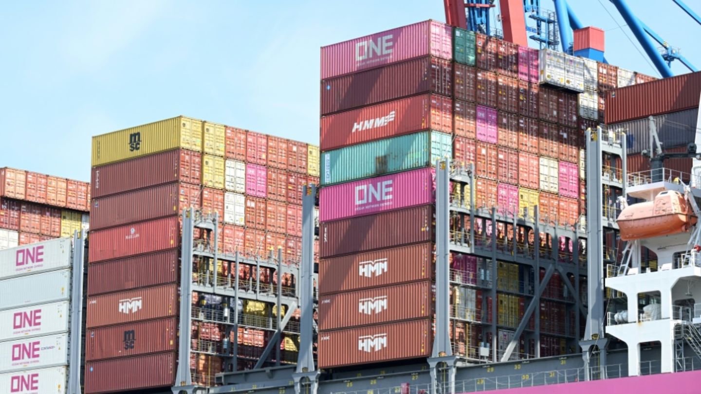 Deutschlands Exporte in die USA auf niedrigstem Wert seit fast vier Jahren