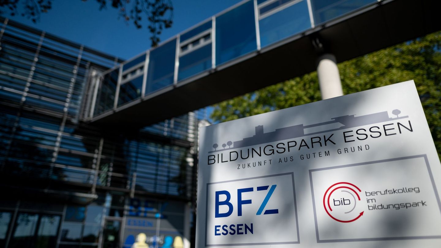 Tatort Schule: Wieder Unterricht nach Messerangriff
