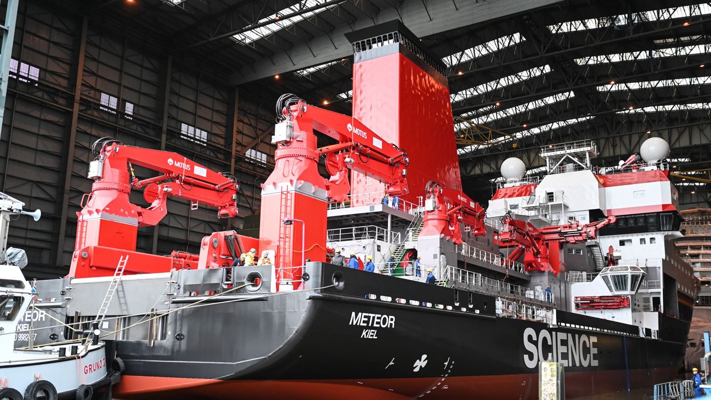 Forschung auf See: „Meteor IV“ kommt zum Geomar nach Kiel