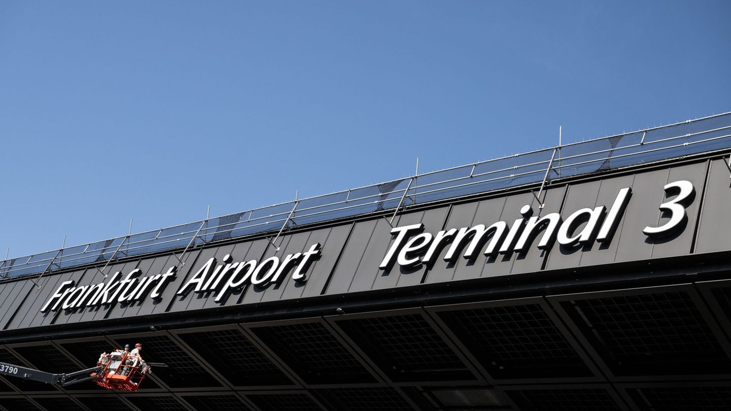 Kriegsfolgen: Weltkriegsbombe am Flughafen Frankfurt – A5 wird gesperrt