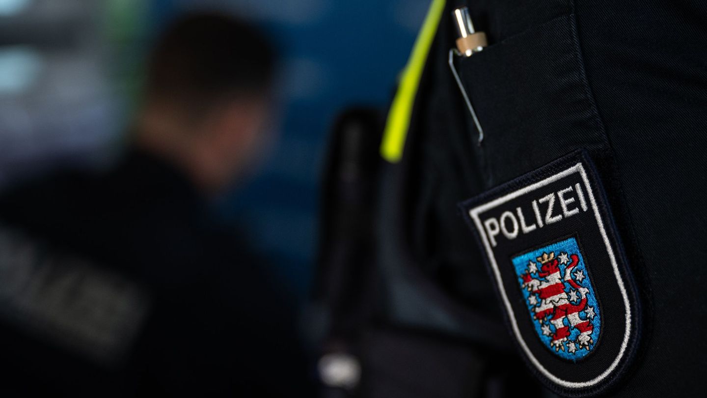 Ermittlungen: Ausspähen von Daten? Staatsanwaltschaft klagt Polizisten an