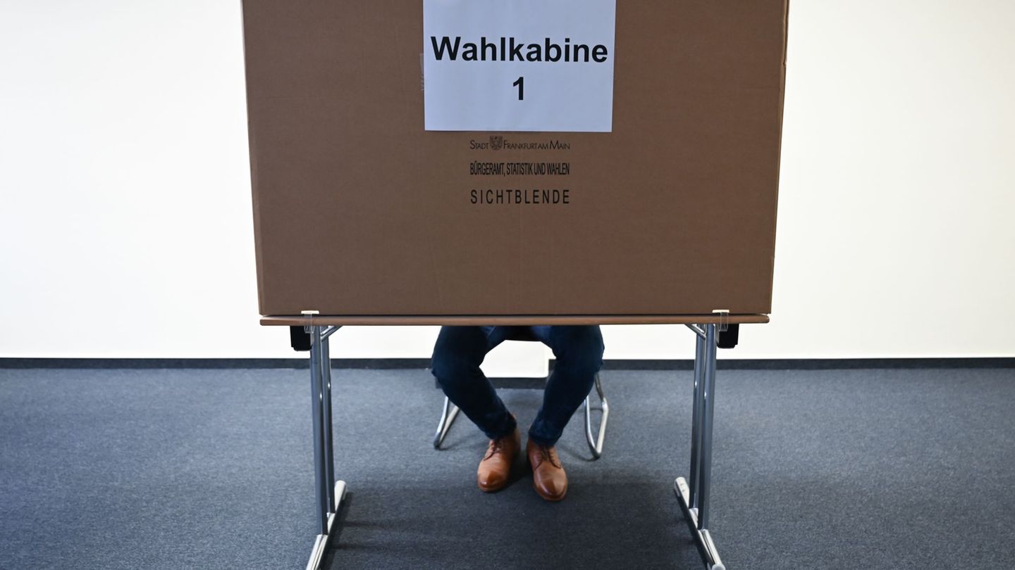 Landtag: Regierung hält an Wahlrecht ab 18 für Kommunalwahlen fest
