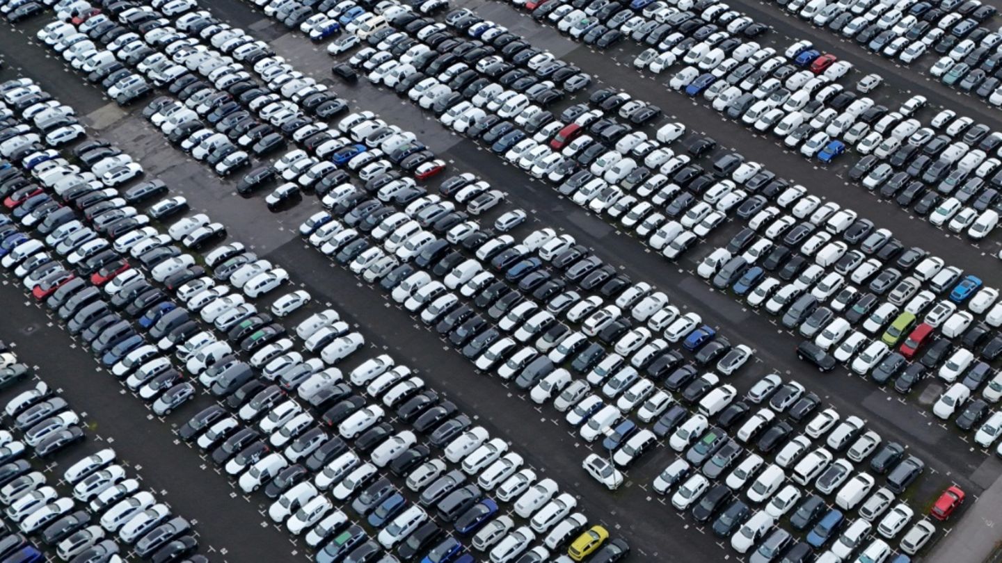 Kommission: EU will Verbrenner-Aus ab 2035 „schnellstmöglich“ überprüfen