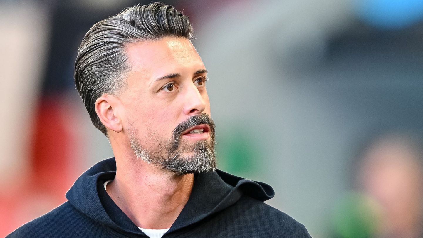 Fußball-Bundesliga: Wagners FCA-Freude auf die Pauli-„Mopeds“ – Duo verliehen