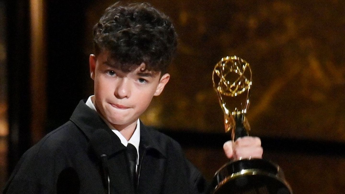 Owen Cooper gewinnt Emmy Award: „Adolescence“-Star geht in die Geschichte ein
