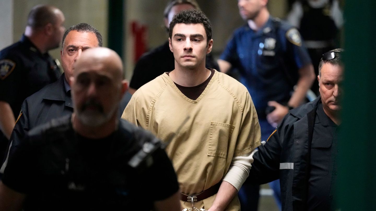 Tötung in Manhattan: Versicherungschef getötet – vor Gericht Erfolg für Luigi M.