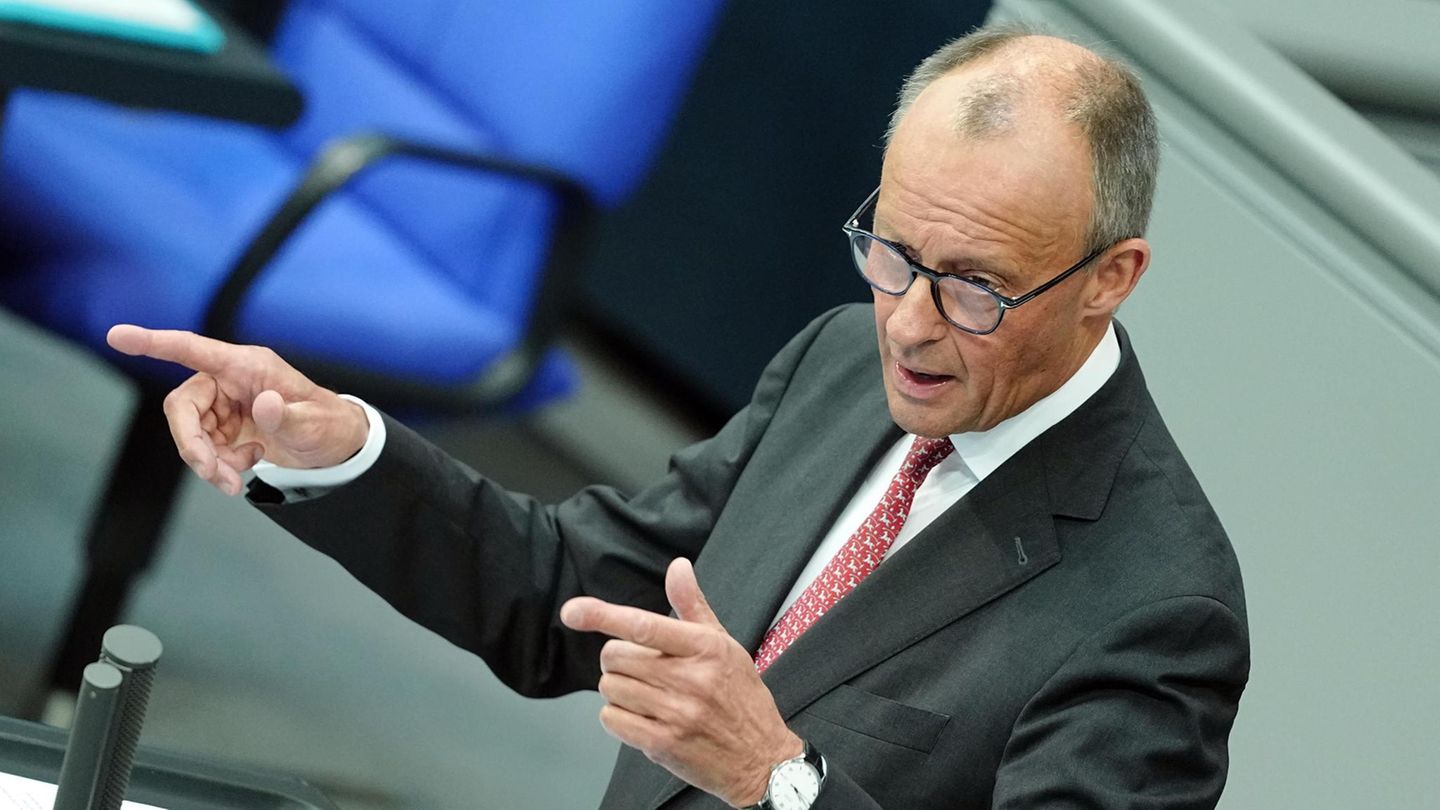 Generaldebatte: Fünf vielsagende Sätze aus dem Kanzler-Showdown