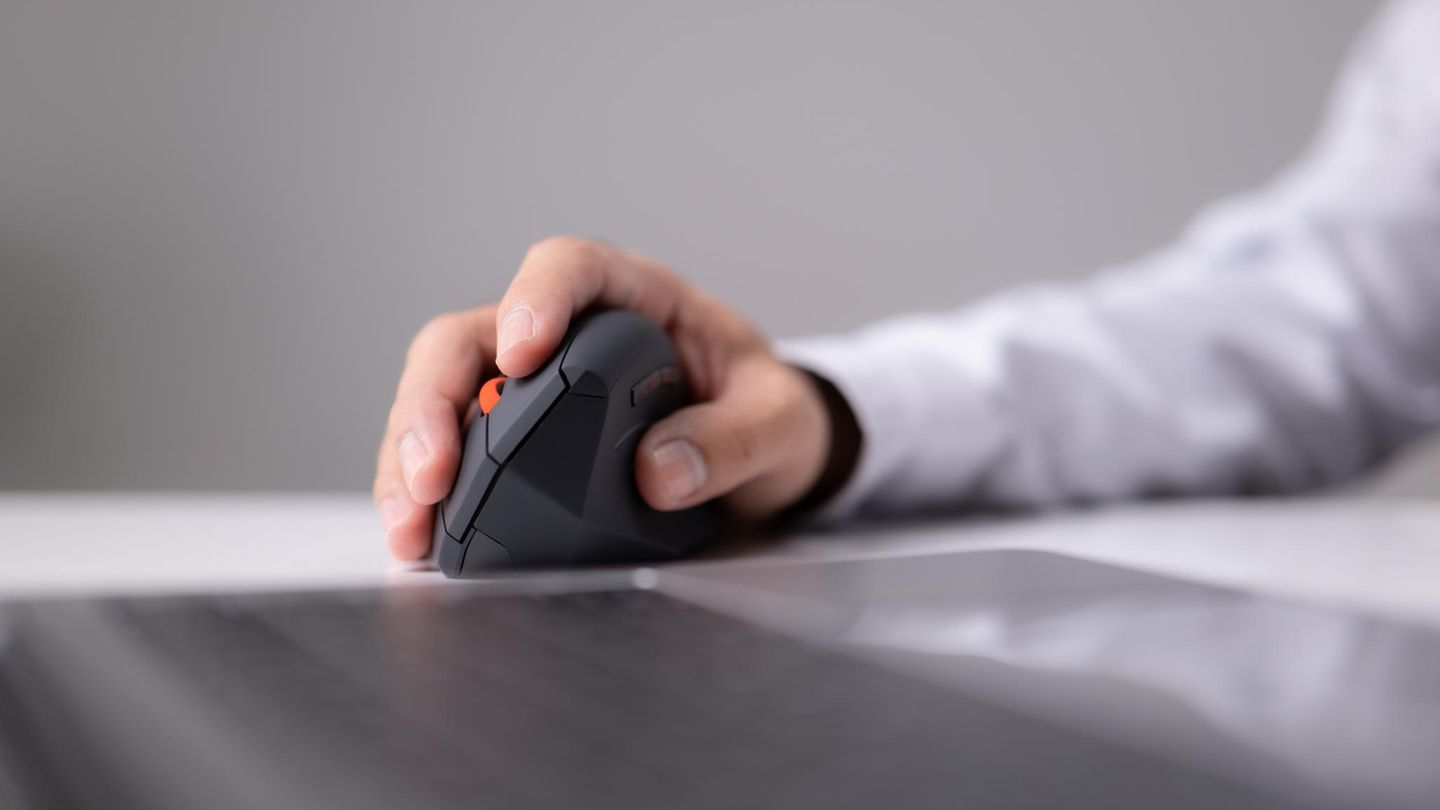 Schnäppchen: 43 Prozent Rabatt: Ergonomische Maus von Logitech im Deal-Check