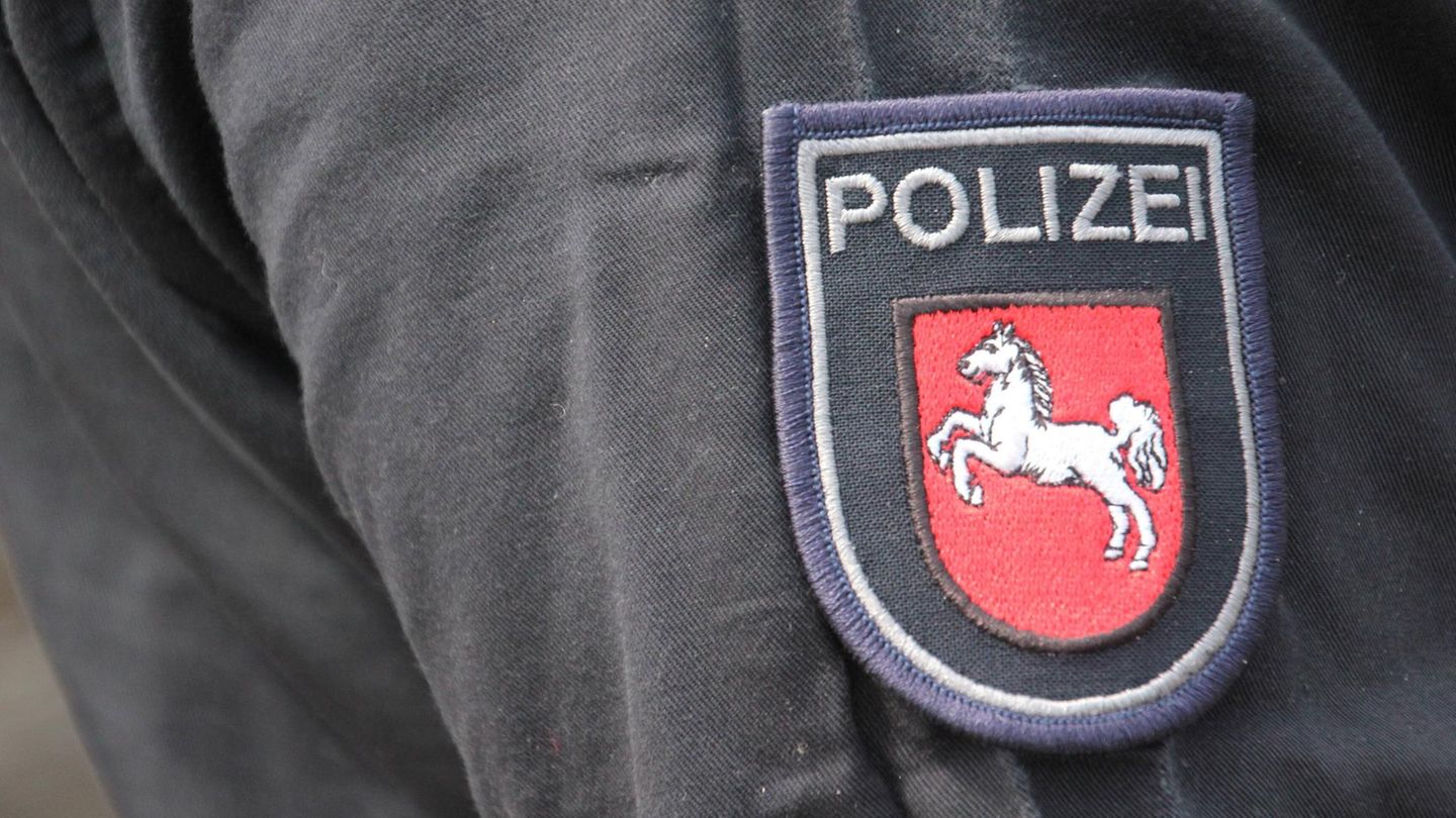 Niedersachsen: Polizisten sollen rassistischen Chat betrieben haben